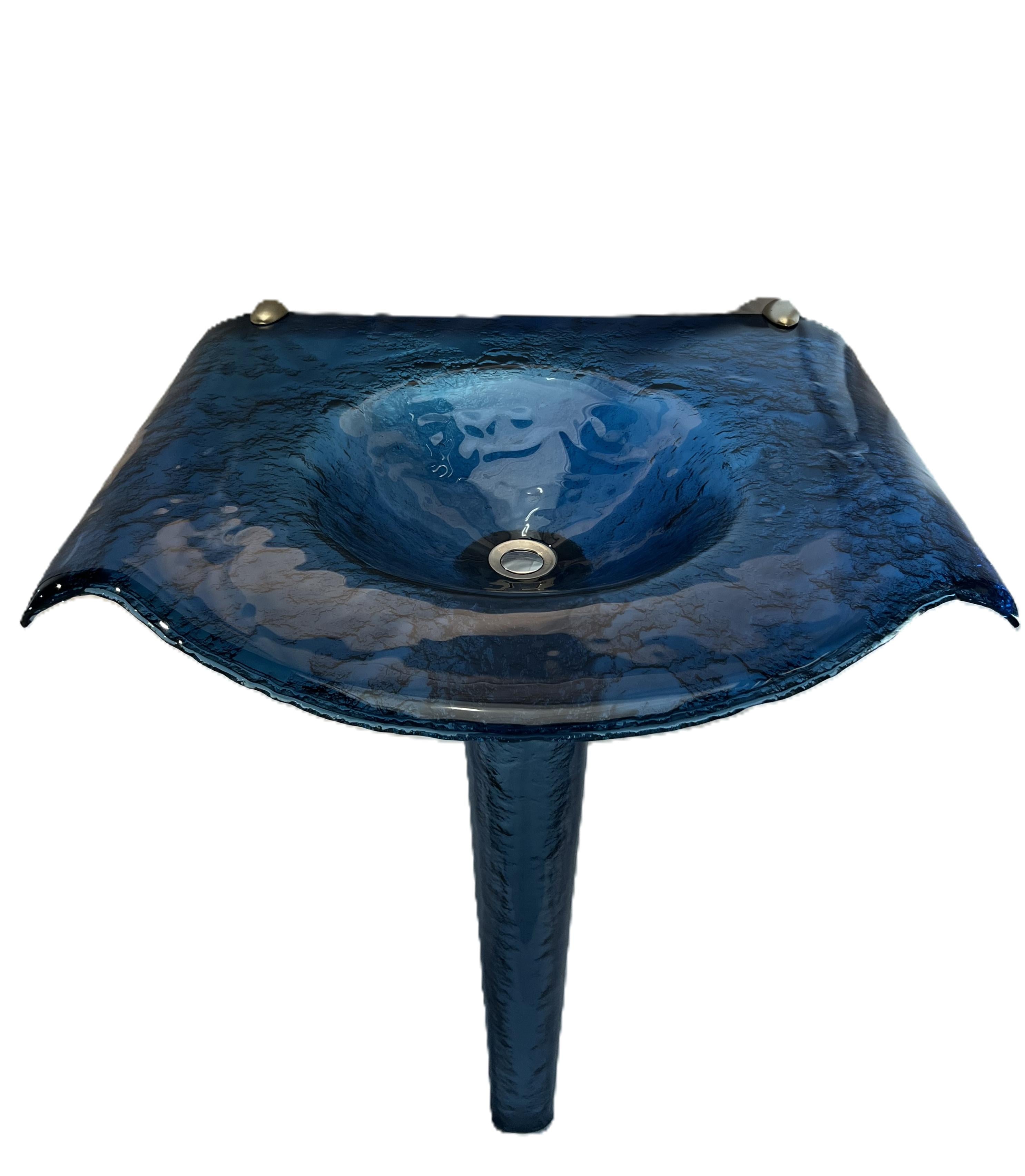 The Venezia II — Fused Multi-Layer Glass Winged Countertop with Integral Round Basin on Sculptural Textured Pedestal (LAS316) VERRE Gallery